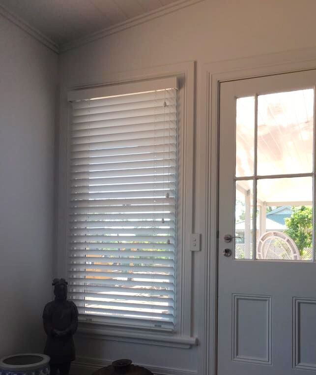 img-cedar-blinds-interior-03